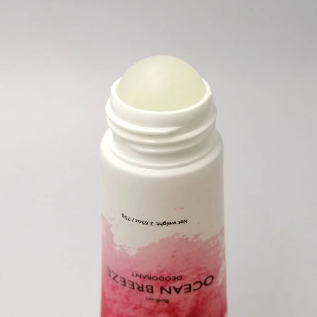 Plastic cosmetic squeeze tube