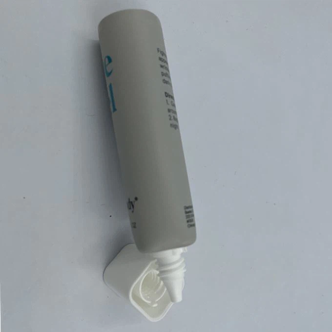 Cosmetic Long Nozzle Tube Square Cap